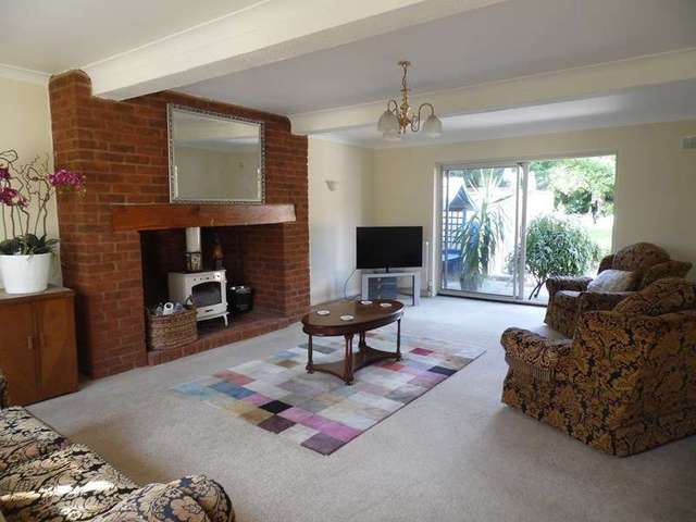  Image of 4 Bedroom Detached for sale at Wavertree Road  Benfleet, SS7 5AP