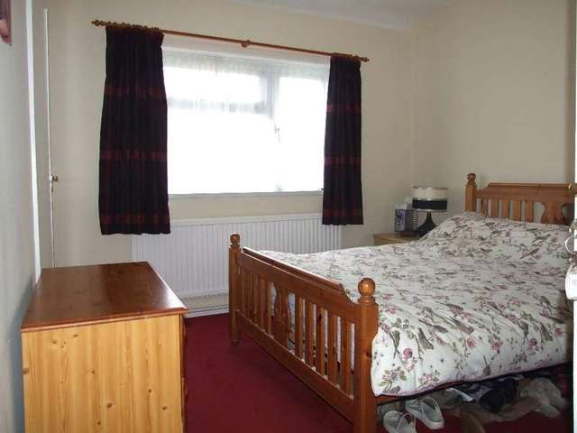  Image of 3 Bedroom Detached to rent at Weymouth, DT4 9AU
