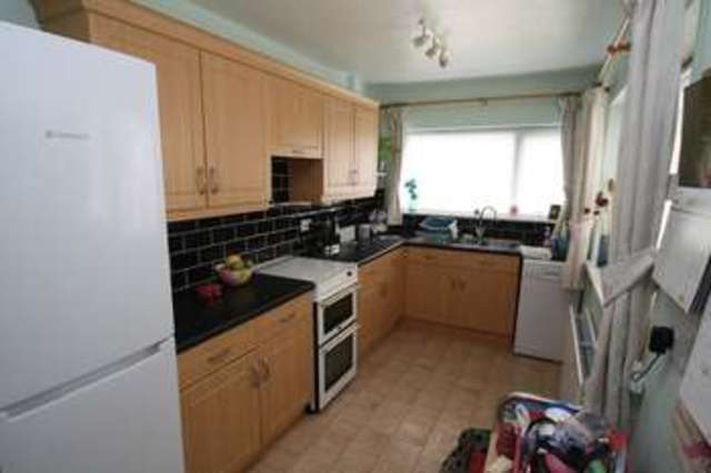  Image of 3 Bedroom Semi-Detached for sale at Rookery Way Whitchurch Bristol, BS14 0DT