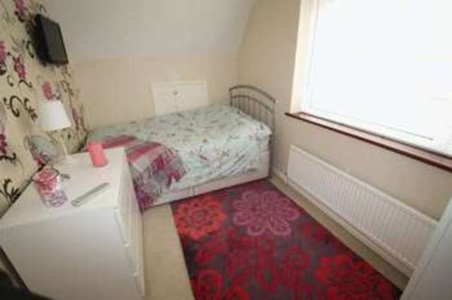  Image of 3 Bedroom Semi-Detached for sale at Rookery Way Whitchurch Bristol, BS14 0DT