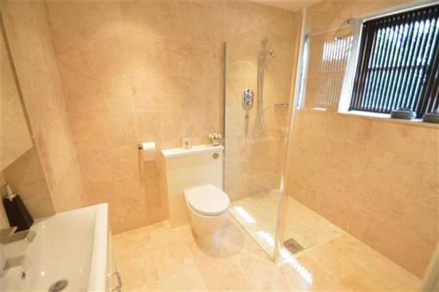  Image of 2 Bedroom Detached for sale at Arkley, EN5 2AH
