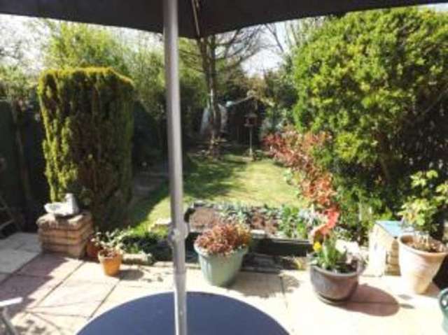  Image of 3 Bedroom Detached for sale at Worcester Park  Worcester Park, KT4 8JS