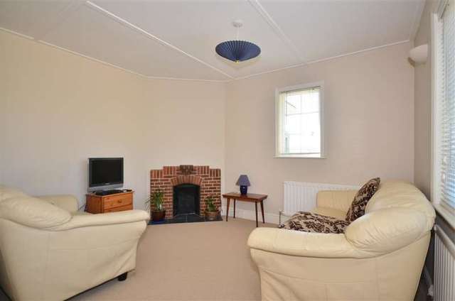  Image of 3 Bedroom Detached for sale at Shalfleet Newport Newport, PO30 4LZ