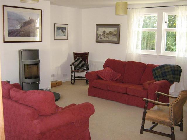  Image of 4 Bedroom Detached to rent at Lanark South Lanarkshire South Lanarkshire, ML11 8SR