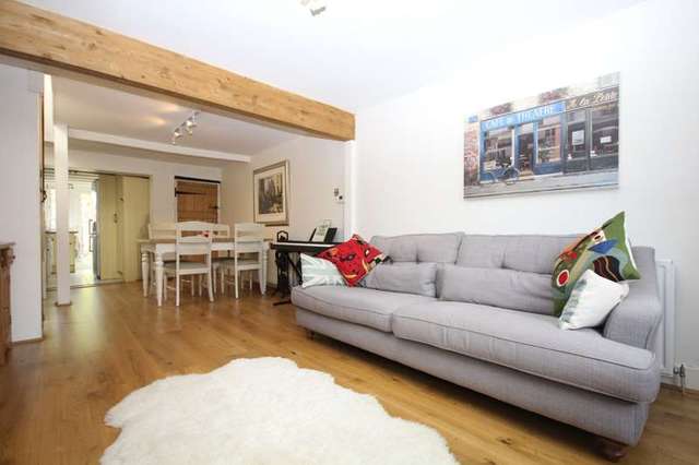  Image of 2 Bedroom End of Terrace for sale at Binfield Heath  Henley-On-Thames, RG9 4JX