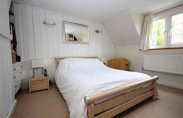  Image of 2 Bedroom End of Terrace for sale at Binfield Heath  Henley-On-Thames, RG9 4JX