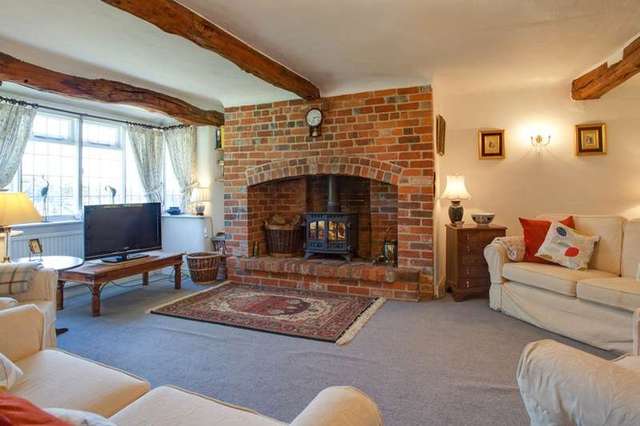  Image of 5 Bedroom Detached for sale at Aldworth, RG8 9TX