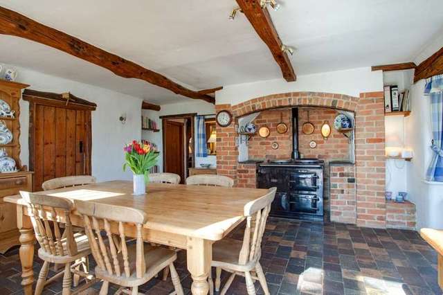  Image of 5 Bedroom Detached for sale at Aldworth, RG8 9TX