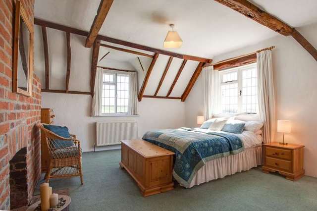  Image of 5 Bedroom Detached for sale at Aldworth, RG8 9TX