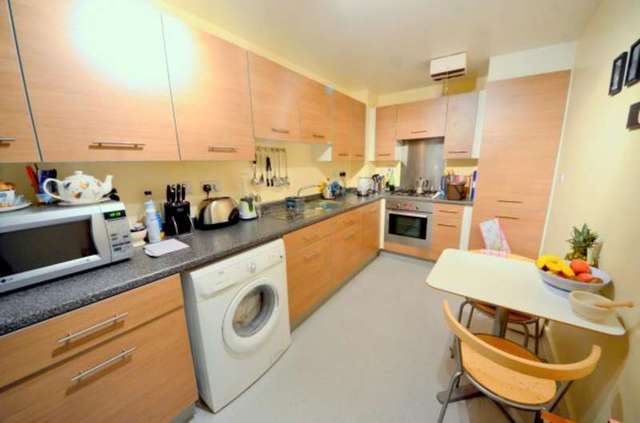  Image of 2 Bedroom Apartment for sale at Cottage Road  Islington, N7 8TP