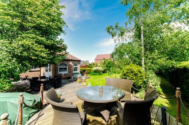  Image of 4 Bedroom Detached for sale at Wragby Road Bardney Bardney, LN3 5XE