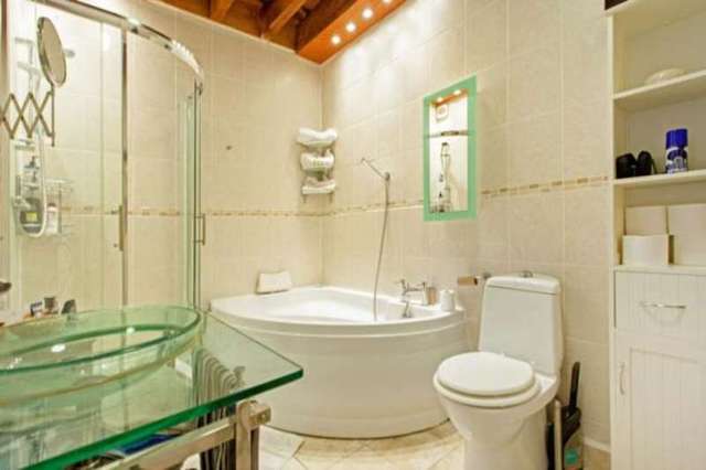  Image of 1 Bedroom Flat to rent at Mill Street London Bermondsey, SE1 2BB