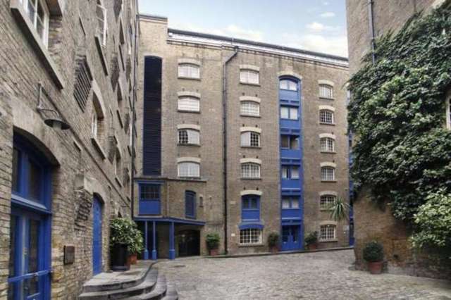  Image of 1 Bedroom Flat to rent at Mill Street London Bermondsey, SE1 2BB
