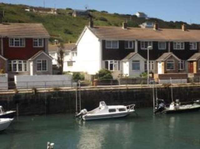  Image of 3 Bedroom End of Terrace for sale at Portreath Redruth Portreath, TR16 4NQ
