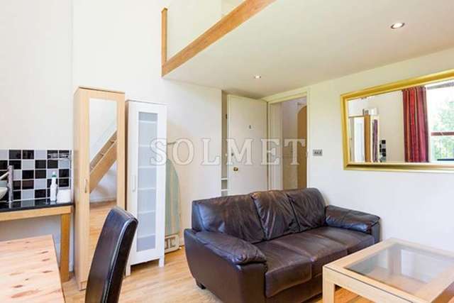  Image of 1 Bedroom Flat Share to rent at Buckland Crescent  Swiss Cottage, NW3 5DH
