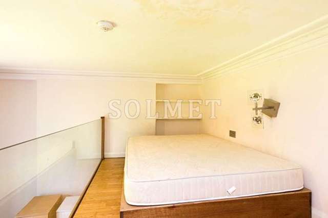 Image of 1 Bedroom Flat Share to rent at Buckland Crescent  Swiss Cottage, NW3 5DH