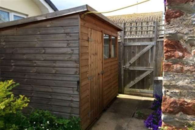  Image of 3 Bedroom Detached to rent at Brixham, TQ5 8RF