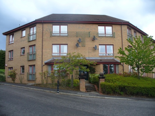  Image of 2 Bedroom Flat to rent at Dundee  Dundee, DD4 7FA