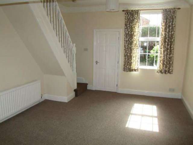  Image of 2 Bedroom Terraced to rent at West End Cottages  Congleton, CW12 4ED