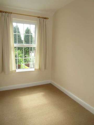  Image of 2 Bedroom Terraced to rent at West End Cottages  Congleton, CW12 4ED