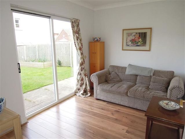  Image of 4 Bedroom Detached to rent at Corstorphine Edinburgh Edinburgh, EH12 8HJ