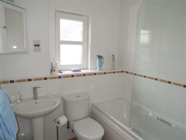 Image of 4 Bedroom Detached to rent at Corstorphine Edinburgh Edinburgh, EH12 8HJ