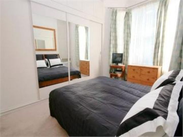  Image of 2 Bedroom Ground Flat for sale at Stamford Brook Road Chiswick London, W6 0XH