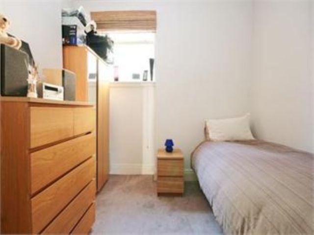  Image of 2 Bedroom Ground Flat for sale at Stamford Brook Road Chiswick London, W6 0XH