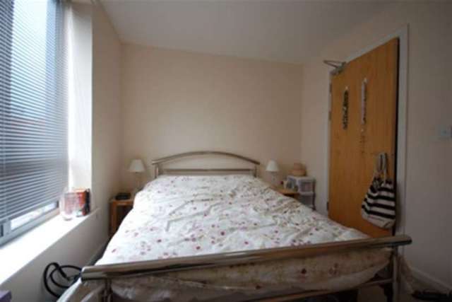  Image of 1 Bedroom Property to rent at Leeds, LS2 7QP