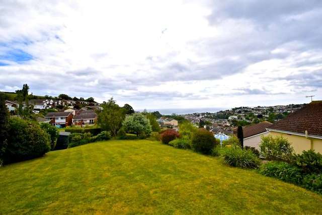  Image of 4 Bedroom Detached for sale at Dawlish, EX7 9ED