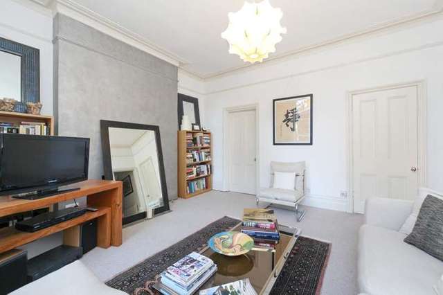  Image of 1 Bedroom Flat to rent at Auriol Road  London, W14 0SR