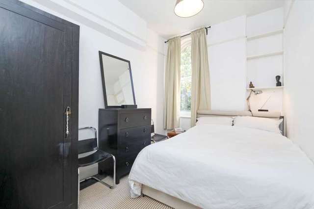  Image of 1 Bedroom Flat to rent at Auriol Road  London, W14 0SR