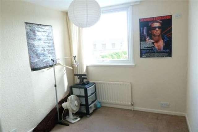  Image of 3 Bedroom Semi-Detached to rent at Warminster, BA12 9LX
