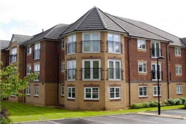  Image of 2 Bedroom Flat to rent at Northwich, CW8 1GW