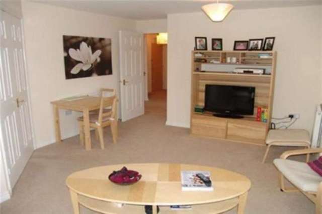  Image of 2 Bedroom Flat to rent at Northwich, CW8 1GW