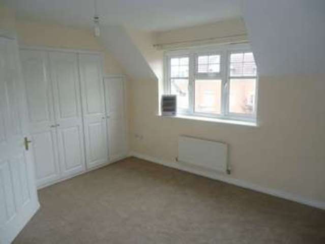  Image of 3 Bedroom Terraced to rent at Bethel Grove  Liverpool, L17 2BJ