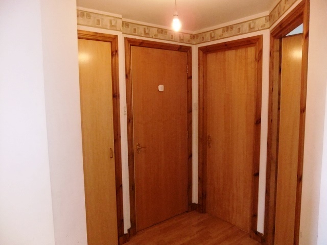  Image of 2 Bedroom Flat to rent at Dunfermline Fife Fife, KY11 3AD
