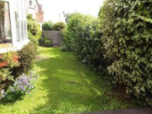  Image of 2 Bedroom Flat for sale at Bournemouth Dorset Wick, BH6 3AL