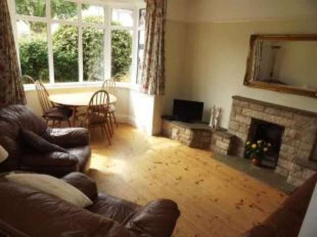  Image of 2 Bedroom Flat for sale at Bournemouth Dorset Wick, BH6 3AL
