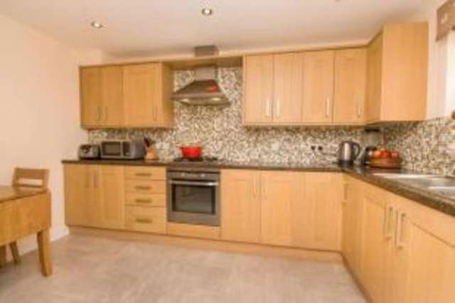  Image of 4 Bedroom Detached for sale at Bramley Tadley Bramley, RG26 5UQ