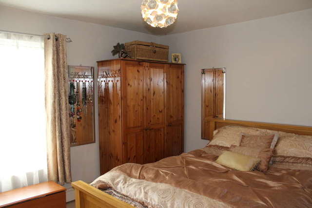  Image of 2 Bedroom Terraced for sale at Worcester Worcestershire Worcester, WR3 8AR