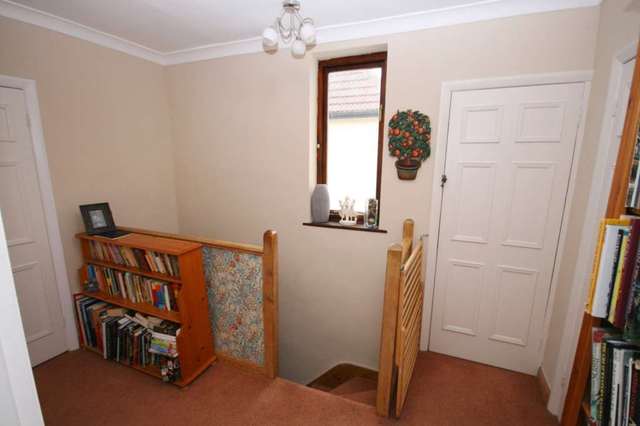  Image of 3 Bedroom Detached for sale at Brook Road  Brentwood, CM14 4PT