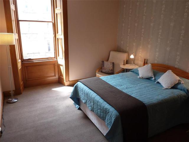  Image of 2 Bedroom Flat to rent at City Centre Edinburgh Edinburgh, EH10 4EP