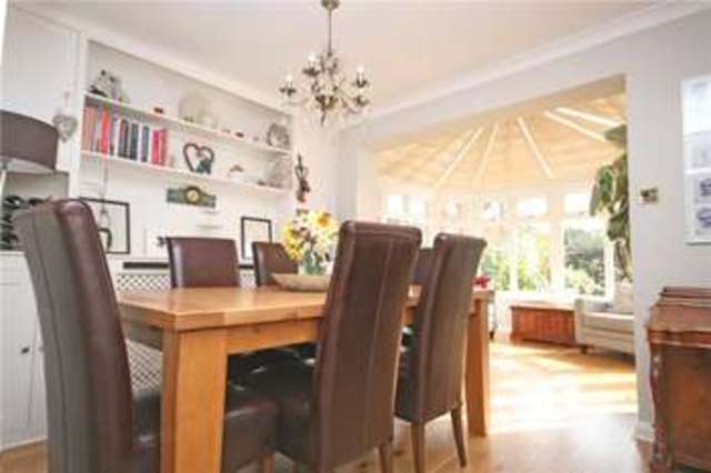  Image of 4 Bedroom Detached for sale at Addlestone Surrey Addlestone, KT15 2XF