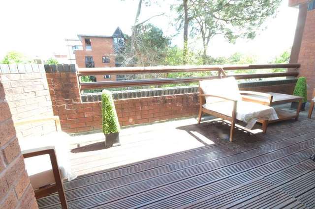  Image of 3 Bedroom Flat for sale at 1 The Esplanade Canford Cliffs Poole, BH13 7HZ