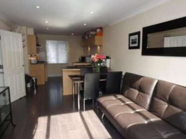  Image of 3 Bedroom Semi-Detached for sale at Chafford Hundred Grays North Stifford, RM16 6DS