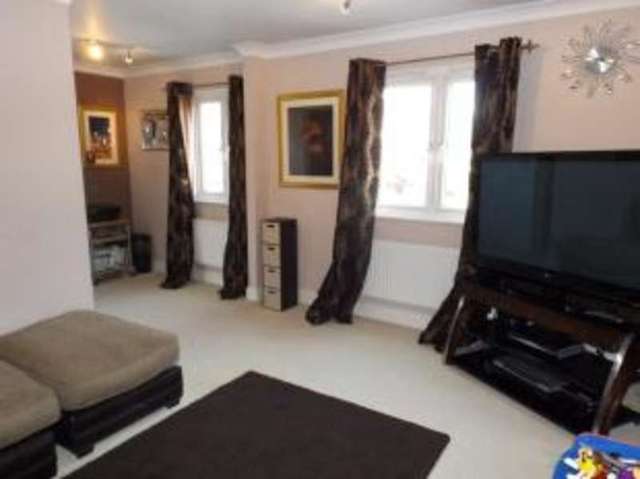  Image of 3 Bedroom Semi-Detached for sale at Chafford Hundred Grays North Stifford, RM16 6DS