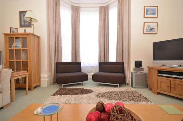  Image of 2 Bedroom Apartment for sale at Southsea Hampshire Southsea, PO4 0SF