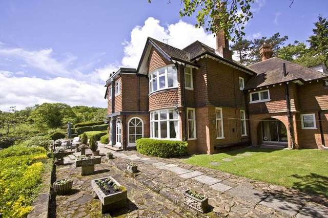  Image of 6 Bedroom Property for sale at Coopers Hill  Birmingham, B48 7BX