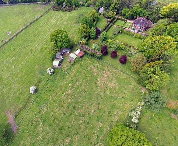  Image of 6 Bedroom Property for sale at Coopers Hill  Birmingham, B48 7BX